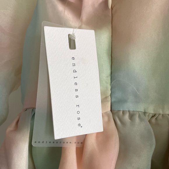 Garden Party anyone? Ombré Puff Mini Dress by Endless Rose. - Picture 2 of 3